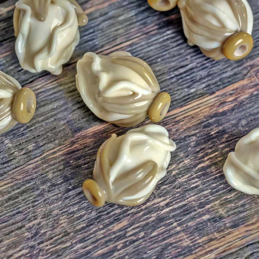 бусина, мурано "розовый бутон", айвори, 15-16х10-11 мм