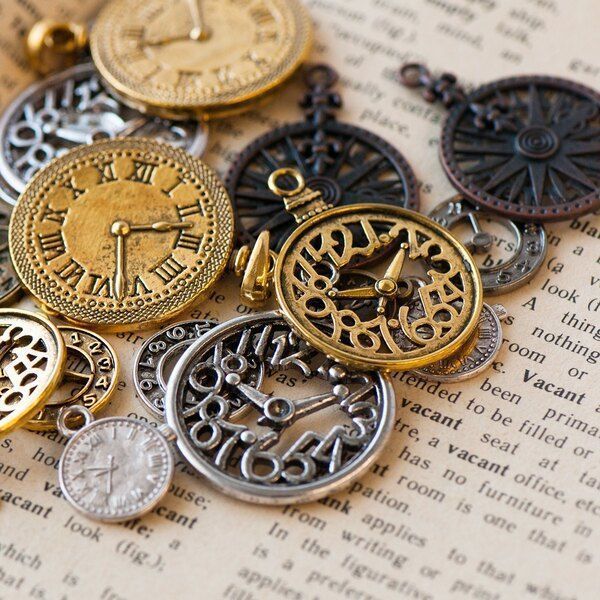 микс металлический из подвесок "часы", цветовой и размерный микс (уп 20 г)