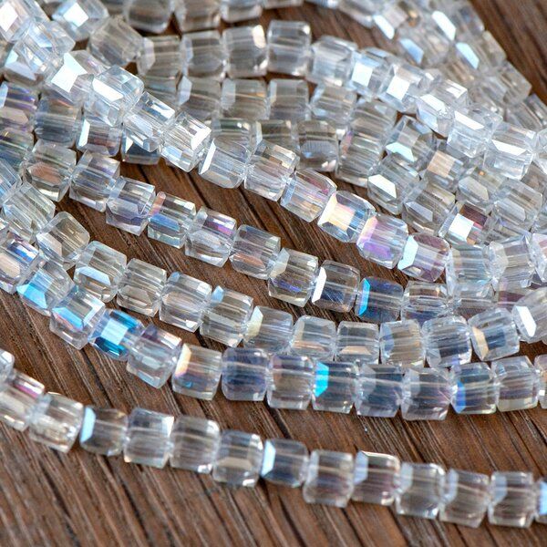 бусина, стекло "куб" 4, цвет прозрачный радужный, 4х4 мм, (уп 40+/-2 шт)