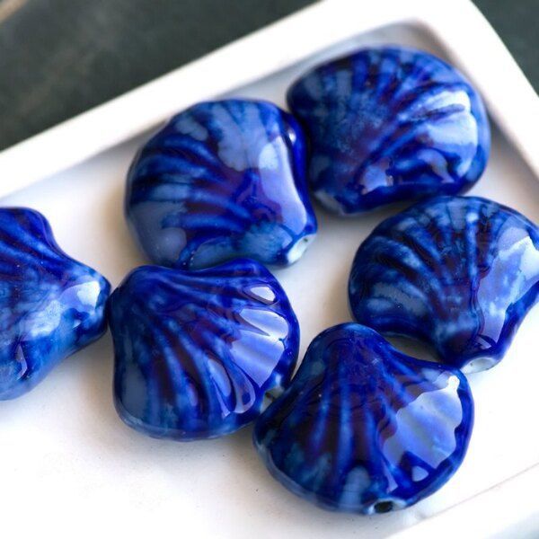 бусина, керамика "гребешок", цвет темно-синий, 33x29x13 мм