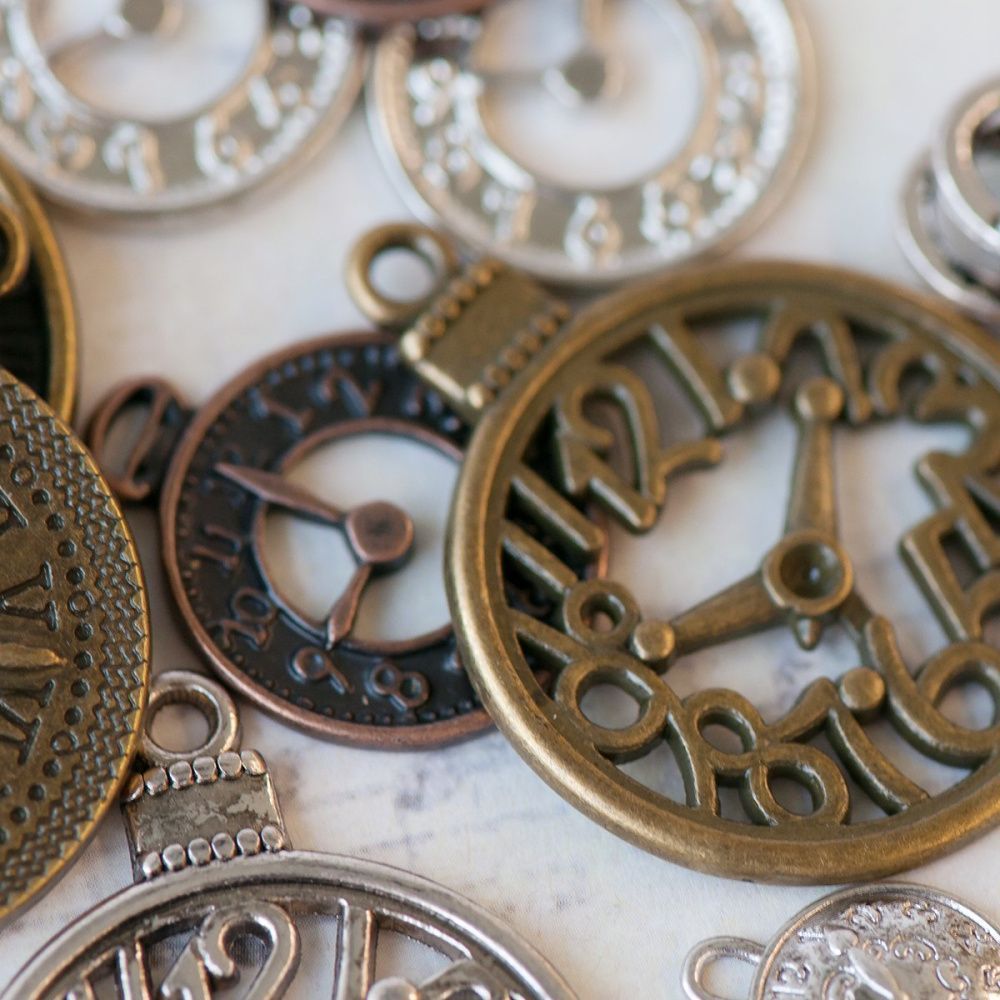 микс металлический из подвесок "часы", цветовой и размерный микс (уп 20 г)