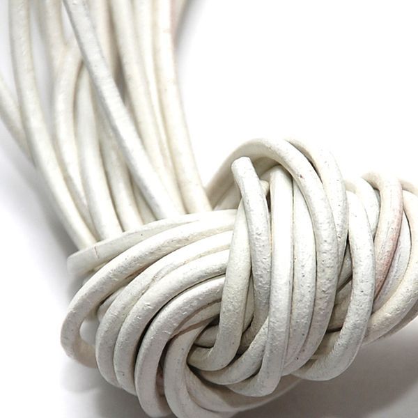 шнур кожаный, цвет белый, диаметр 2.5 мм