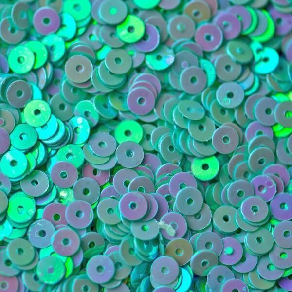 пайетки плоские, светло-зеленый радужный, 4 мм