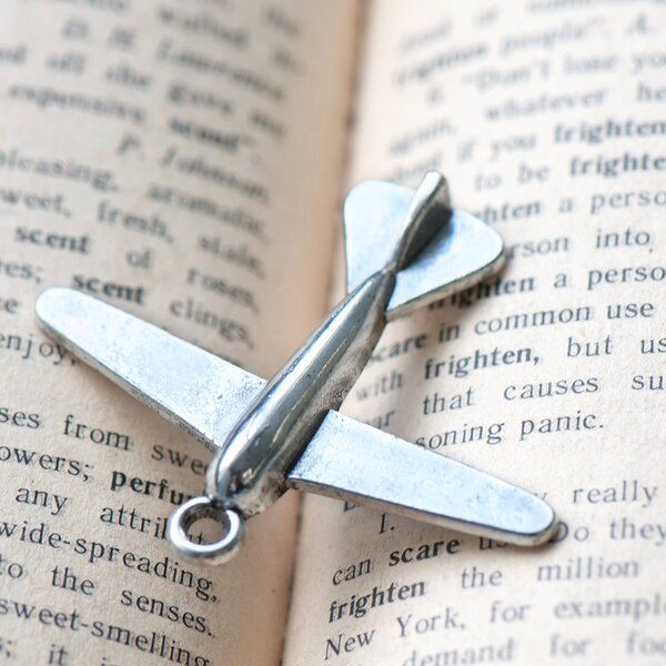 подвеска металлическая "самолетик", цвет античное серебро, 44х51х5 мм