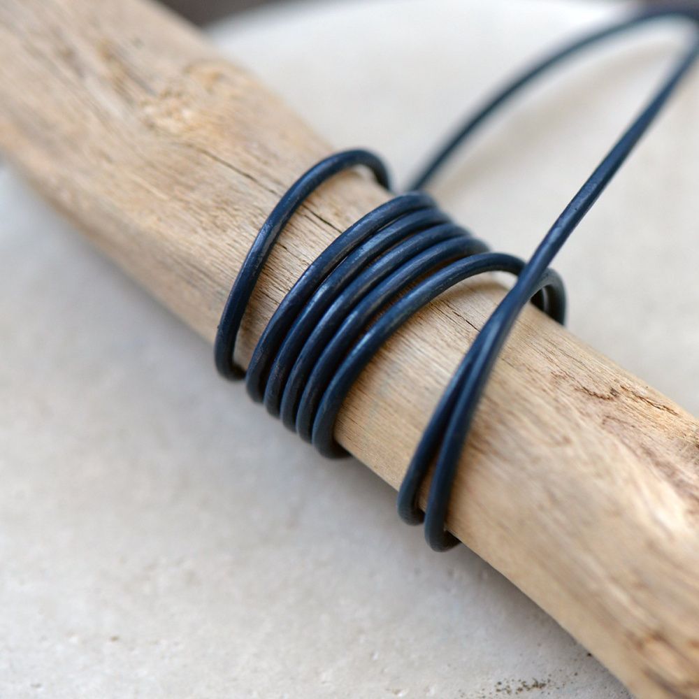 шнур кожаный, цвет синий, диаметр 1.5 мм