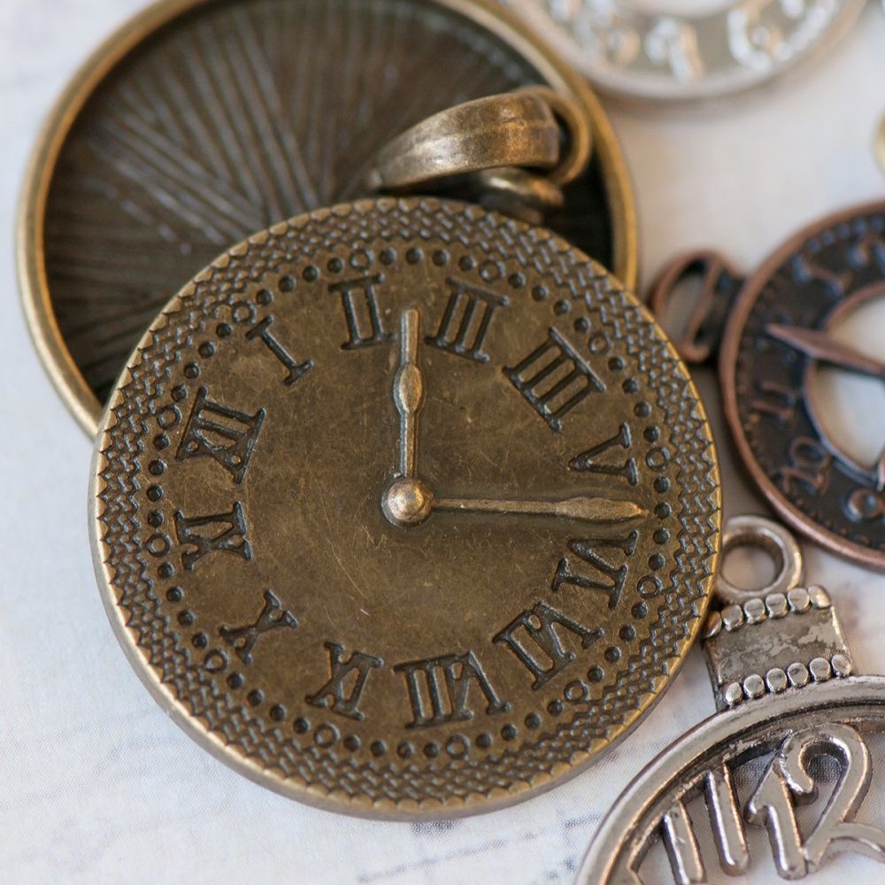 микс металлический из подвесок "часы", цветовой и размерный микс (уп 20 г)