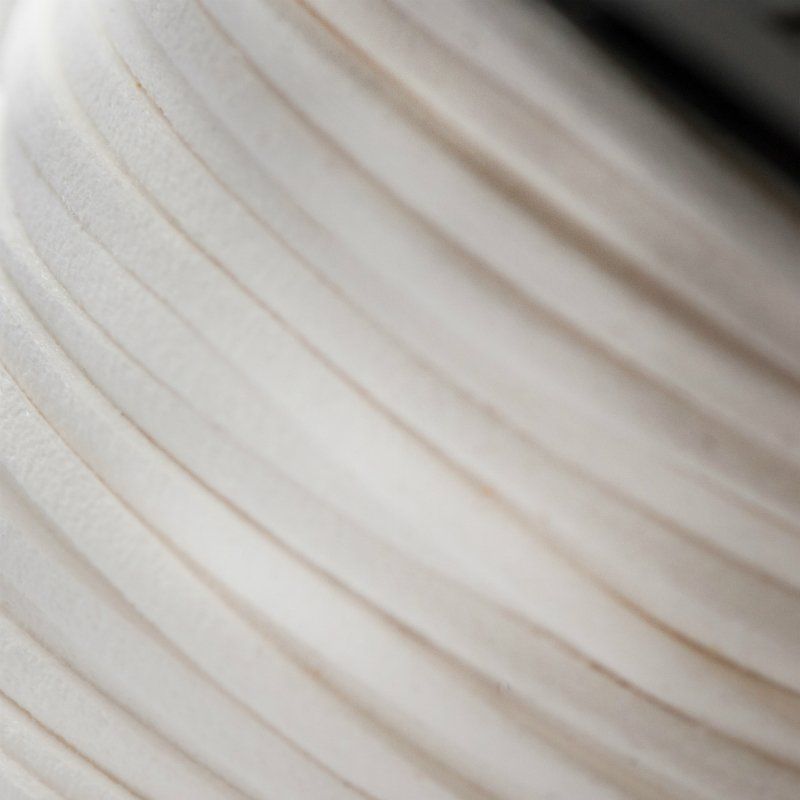 шнур из искусственной замши, белый, 3х1.5 мм