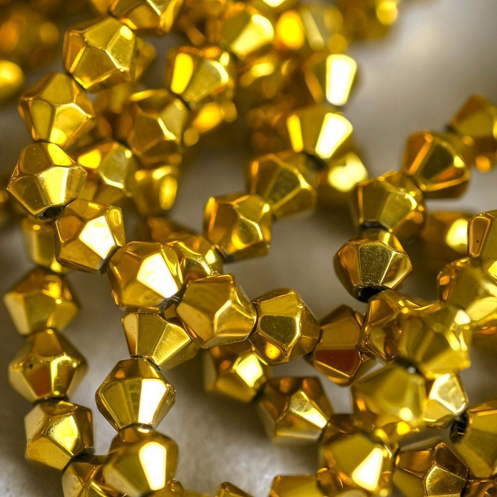 бусина, стекло биконус, цвет темное золото, 4 мм (уп.30+/-5 шт)