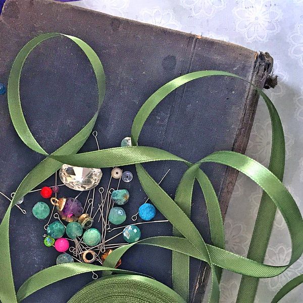 лента, атлас, цвет зеленый, ширина 10 мм ленты