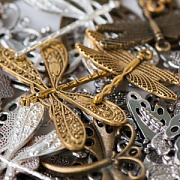 Микс металлический из подвесок "Стрекозы", цветовой и размерный микс (уп 20 г)