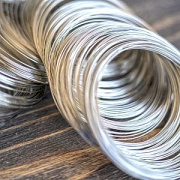 Проволока стальная для браслетов, с памятью, цвет платина, 65х0.5 мм