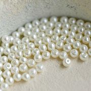 Бусина, имитация жемчуга, стекло 3, цвет белая ракушка, 3 мм (уп 100+/-10 шт)