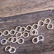 Колечко соединительное 4, цвет серебро, 4 мм (уп ок. 300 шт)