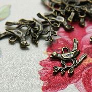 Подвеска металлическая "Пичуга", цвет античная бронза, 17х14х2 мм