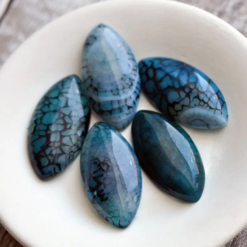 кабошон агат бразильский, лошадиный глаз, цвет синий, 38-40x19-20x6-7 мм