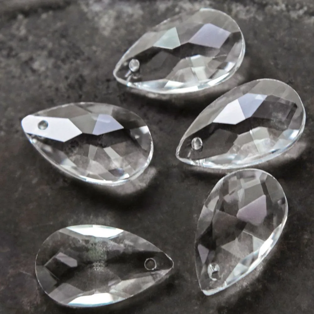 подвеска стеклянная "капля", граненая, цвет прозрачный, 22х13 мм