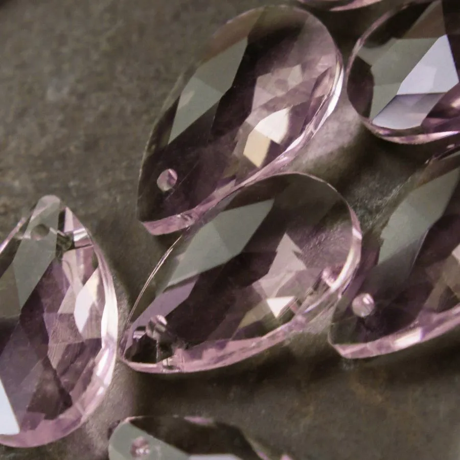 подвеска стеклянная "капля", граненая, цвет розовый, 22х13 мм