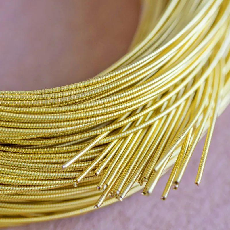 канитель жесткая, цвет светлое золото, 1 мм