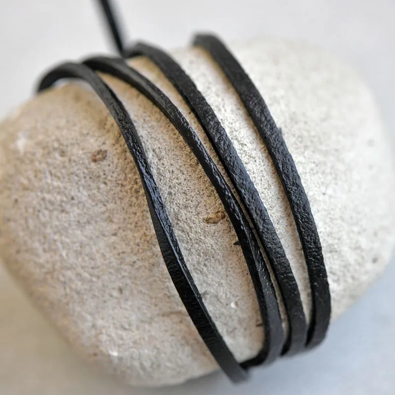 шнур кожаный, плоский, цвет черный, 2.6х2 мм