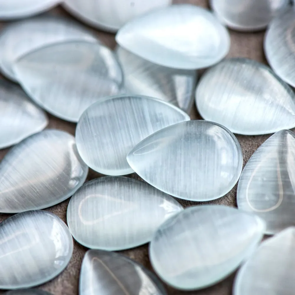 кабошон "кошачий глаз" капля, стекло, цвет белый, 14x10x2.5 мм