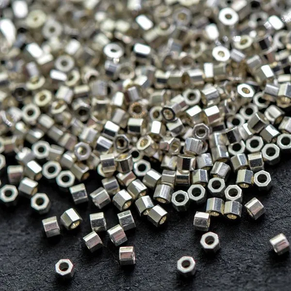 Бисер MIYUKI бисер японский miyuki delica 11/0 dbc-0035 (уп 5 г)