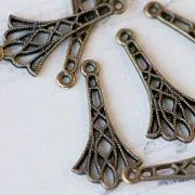 Подвеска металлическая "Люси", цвет античная бронза, 16.5x32.5x1.5 мм