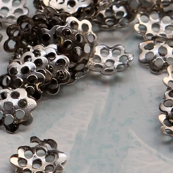 шапочка для бусин "ромашка", цвет платина, 6 мм  (уп 100 +/-10шт)