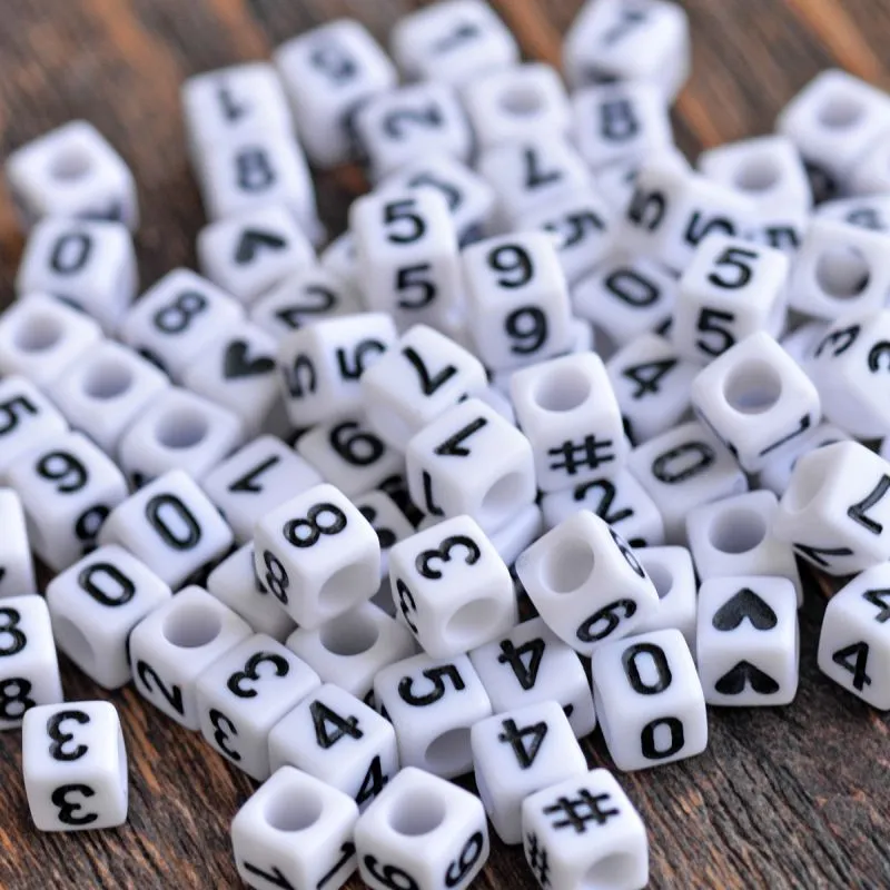 бусина, акрил "цифры", куб, цвет белый, 6x6x6 мм