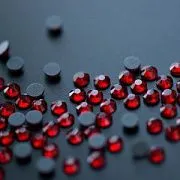 Стразы термоклеевые горячей фиксации DMC, красный темный, SS20 (уп. 144 +/- 20 шт)