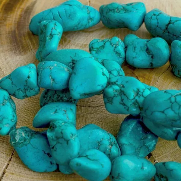 бусина бирюза синтетическая, осколки, бирюзовый, крупный микс (уп. 10 гр)