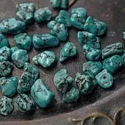 Бусина бирюза, осколки, цвет светло-бирюзовый, 9-19x7-12x5-11 мм (уп 10 г)