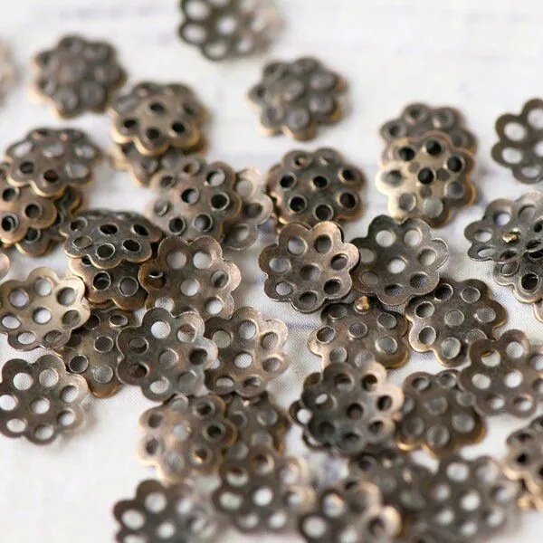 шапочка для бусин "ромашка", цвет античная бронза, 6 мм (уп 20 шт)