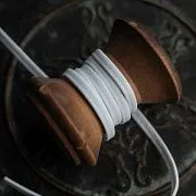 Шнур, имитация кожи, плоский, цвет белый, 4х1 мм